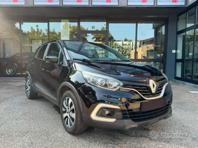Usata Renault Captur 90 CV (66 kW) 2018 Nero SUV