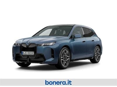 Usata BMW iX M Sport 300 kW (408 CV) 2025 Blu SUV
