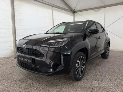 Nuova Toyota Yaris Cross Trend 131 CV (96 kW) 2026 Nero SUV