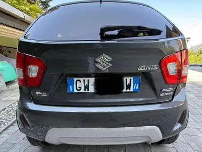 Usata Suzuki Ignis 83 CV (61 kW) 2024 Grigio Utilitaria