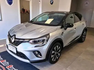 Occasion Renault Captur Intens 101 ch (74 kW) 2022 Argent SUV