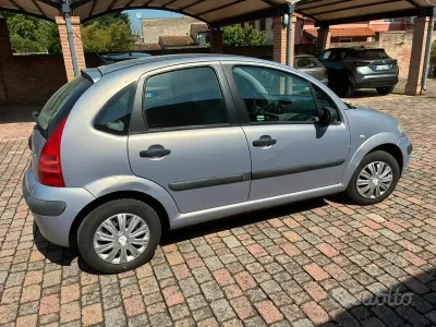 Usata Citroën C3 60 CV (44 kW) 2003 Grigio Berlina