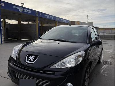 Usata Peugeot 206+ 60 CV (44 kW) 2010 Nero Utilitaria