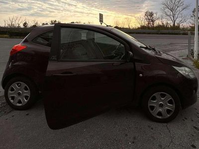 Begagnad Ford Ka 75 HK (55 kW) 2009 Lila Halvkombi