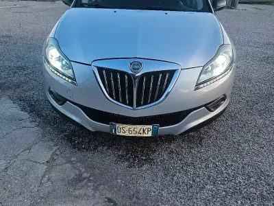 Usata Lancia Delta 103 CV (75 kW) 2008 Grigio Utilitaria