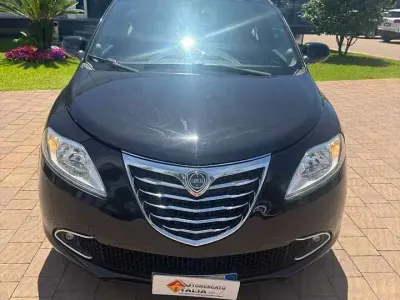 Usata Lancia Ypsilon Silver 95 CV (69 kW) 2014 Nero Utilitaria
