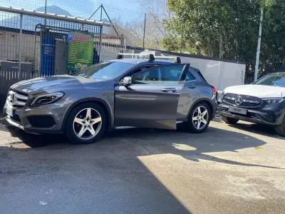 Usata Mercedes GLA200 AMG 136 CV (100 kW) 2014 Grigio SUV