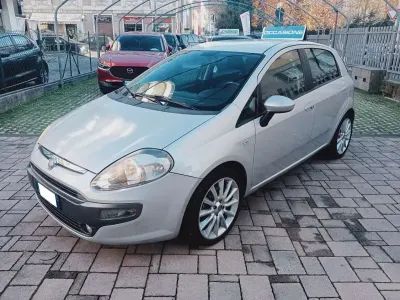 Usata Fiat Punto Evo Sport 95 CV (69 kW) 2011 Silver met Utilitaria