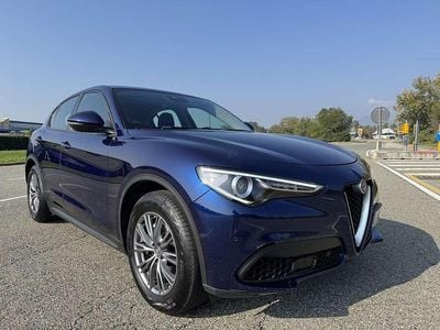 Usata Alfa Romeo Stelvio 190 CV (139 kW) 2021 Blu/azzurro SUV