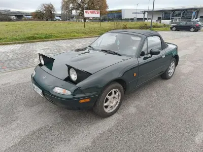 Usata Mazda MX5 90 CV (66 kW) 1996 Verde Cabrio