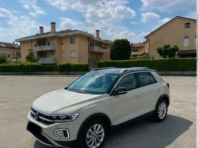 Usata VW T-Roc Style 110 CV (80 kW) 2023 SUV