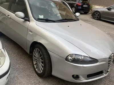 Usata Alfa Romeo 147 150 CV (110 kW) 2008 Grigio Utilitaria