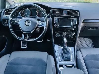 Usata VW Golf VII LOUNGE 110 CV (80 kW) 2015 Berlina