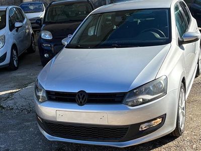 Usata VW Polo Highline 90 CV (66 kW) 2011 Argento Berlina