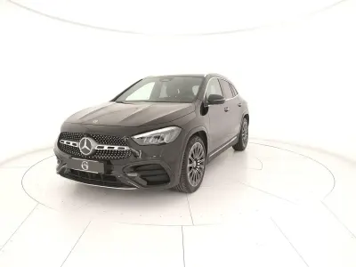 Usata Mercedes GLA200 AMG Line Premium 150 CV (110 kW) 2024 Nero SUV