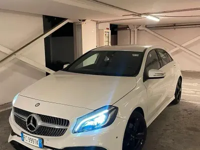 Usata Mercedes A180 Premium 109 CV (80 kW) 2016 Bianco Berlina