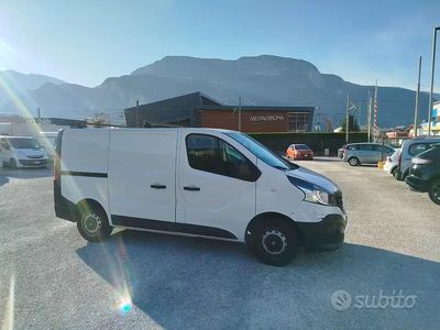 Usata Renault Trafic 121 CV (88 kW) 2019 Bianco Monovolume