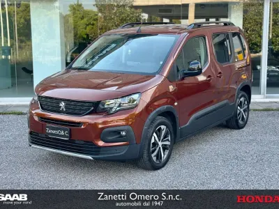 Usata Peugeot Rifter GT-line 131 CV (96 kW) 2020 Marrone Monovolume