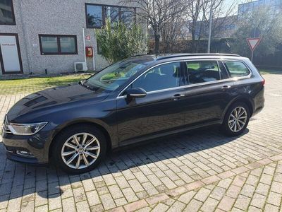 usata VW Passat Variant 2.0 TDI Dsg 150 cv 110 kw