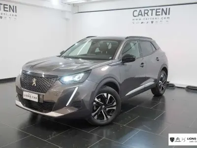 Usata Peugeot 2008 Allure 110 CV (80 kW) 2022 Grigio platinum SUV