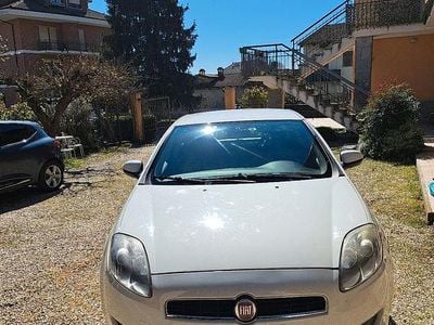 Usata Fiat Bravo 105 CV (77 kW) 2012 Bianco Utilitaria