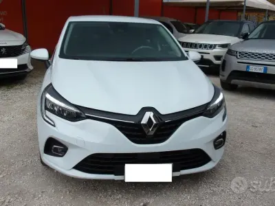 Usata Renault Clio V Evolution 100 CV (73 kW) 2022 Bianco Berlina