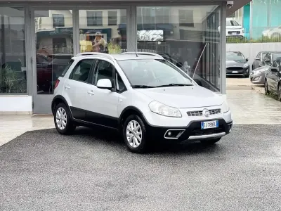 Usata Fiat Sedici 135 CV (99 kW) 2011 Grigio SUV
