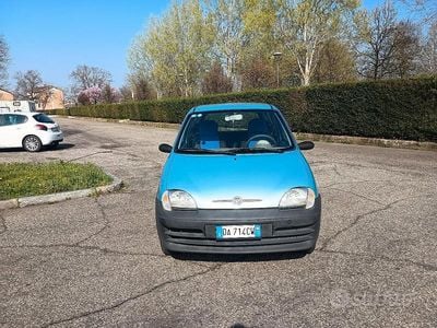 Usata Fiat 600 54 CV (39 kW) 2006 Utilitaria