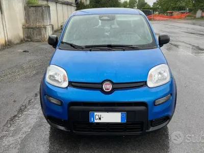 Usata Fiat Panda 70 CV (51 kW) 2024 Blu Utilitaria