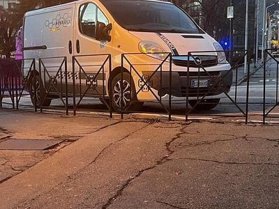 Usata Opel Vivaro 2011 Bianco Monovolume