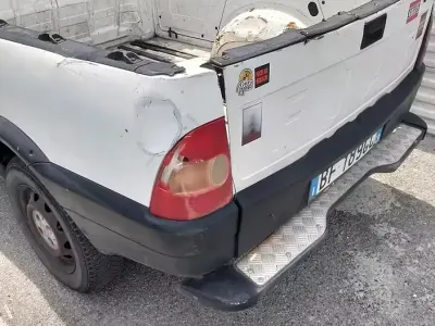 Usata Fiat Strada 69 CV (50 kW) 2000 Pick-up