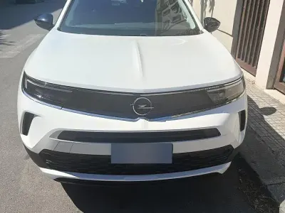 Usata Opel Mokka 131 CV (96 kW) 2022 Bianco SUV