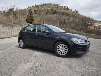 Usata VW Golf VII 90 CV (66 kW) 2014 Nero Utilitaria