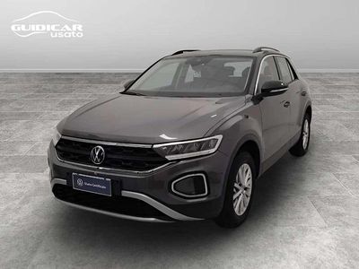 Grigio Usata 2024 VW T-Roc Life SUV | 30.000 € (Cara)