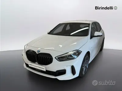 Usado BMW 116 M Sport 116 HP (85 kW) 2022 Branco Citadino