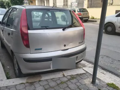 Usata Fiat Punto 60 CV (44 kW) 2001 Grigio Utilitaria