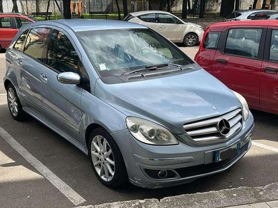 Usata Mercedes B200 Chrome 140 CV (102 kW) 2009 Monovolume