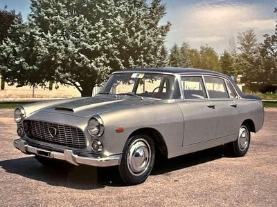 Usata Lancia Flaminia 110 CV (80 kW) 1960 Argento Berlina