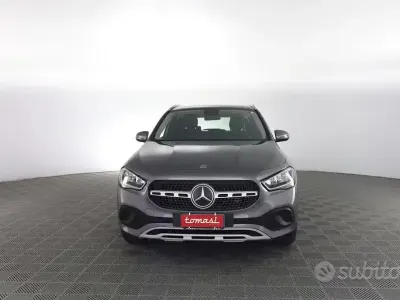 Usata Mercedes GLA200 Business 150 CV (110 kW) 2022 Grigio SUV