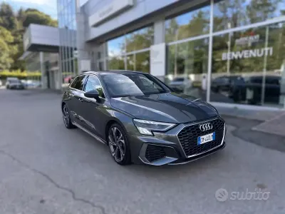 Usata Audi A3 S-Line 200 CV (147 kW) 2023 Grigio Berlina