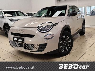 Nuova Fiat 600 Pop 110 CV (80 kW) 2025 Nero SUV