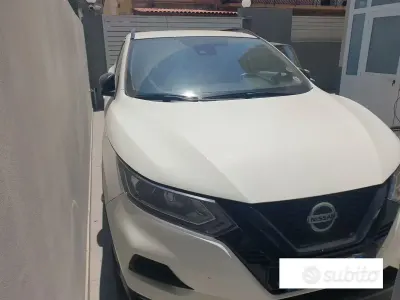 Usata Nissan Qashqai N-TEC 116 CV (85 kW) 2020 Bianco SUV