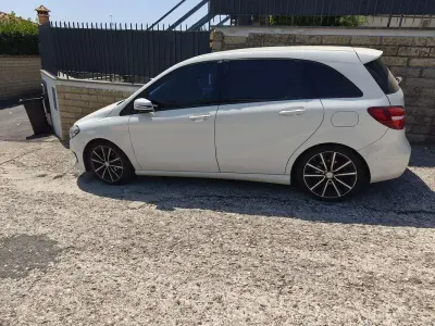 Usata Mercedes 180