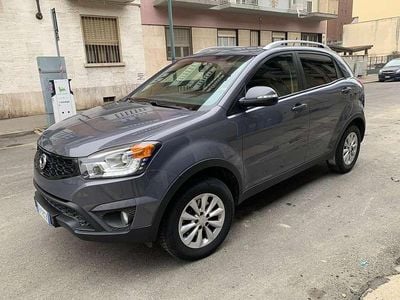 Usata Ssangyong (KGM) Korando 148 CV (108 kW) 2015 Grigio SUV