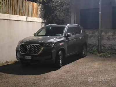 Usata SsangYong Rexton 2024 Grigio SUV
