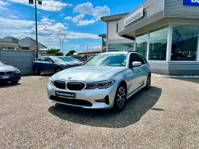 Usata BMW 318 Advantage 150 CV (110 kW) 2020 Argento Station wagon