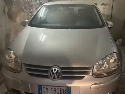 Usata VW Golf IV 115 CV (84 kW) 2005 Grigio Berlina