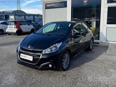 Usata Peugeot 208 Active 95 CV (69 kW) 2017 Nero Utilitaria