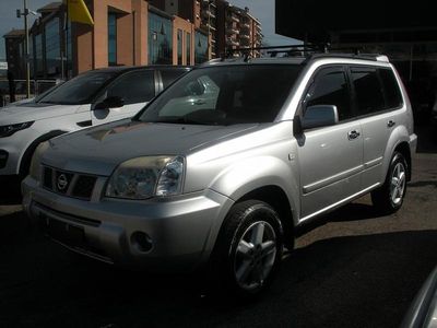 Usata Nissan X-Trail 135 CV (99 kW) 2004 Argento SUV