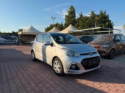 Begagnad Hyundai i10 66 HK (48 kW) 2015 Grå Halvkombi